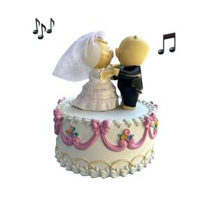CLOSE TO HEART COLLECTIONS Music Box Cake Topper Bride and Groom Piggies